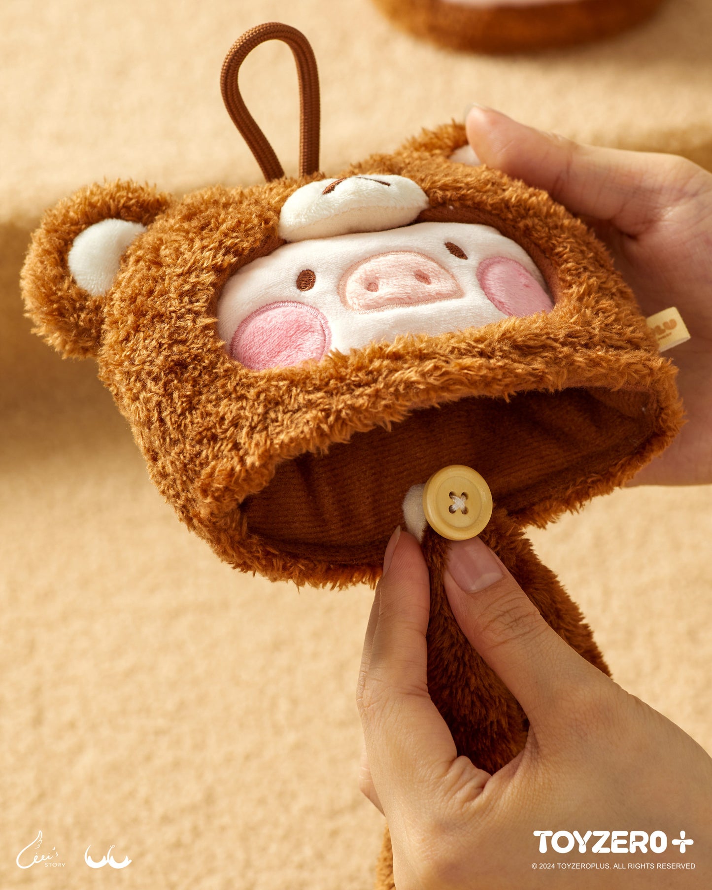 LULU THE PIGGY COSTUME SERIES - FLUFFY HAND-TOWEL (BEAR)