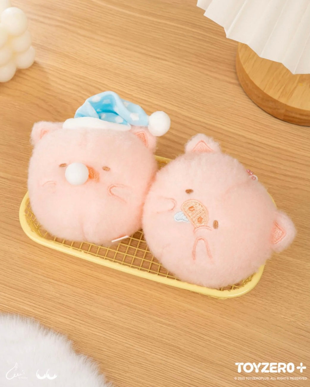 LULU THE PIGGY GENERIC - PLUSH KEYCHAIN (BLOWING BUBBLE VER.)