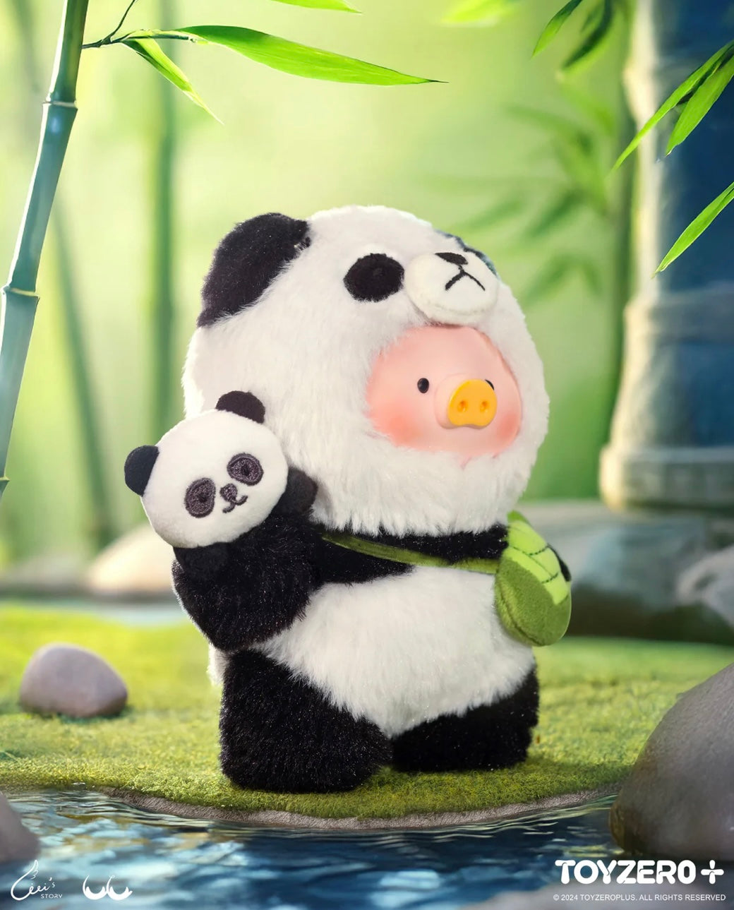 LULU THE PIGGY - VINYL FACE PLUSH KEYCHAIN (PROFESSIONAL PANDA BABYSITTER VER.)