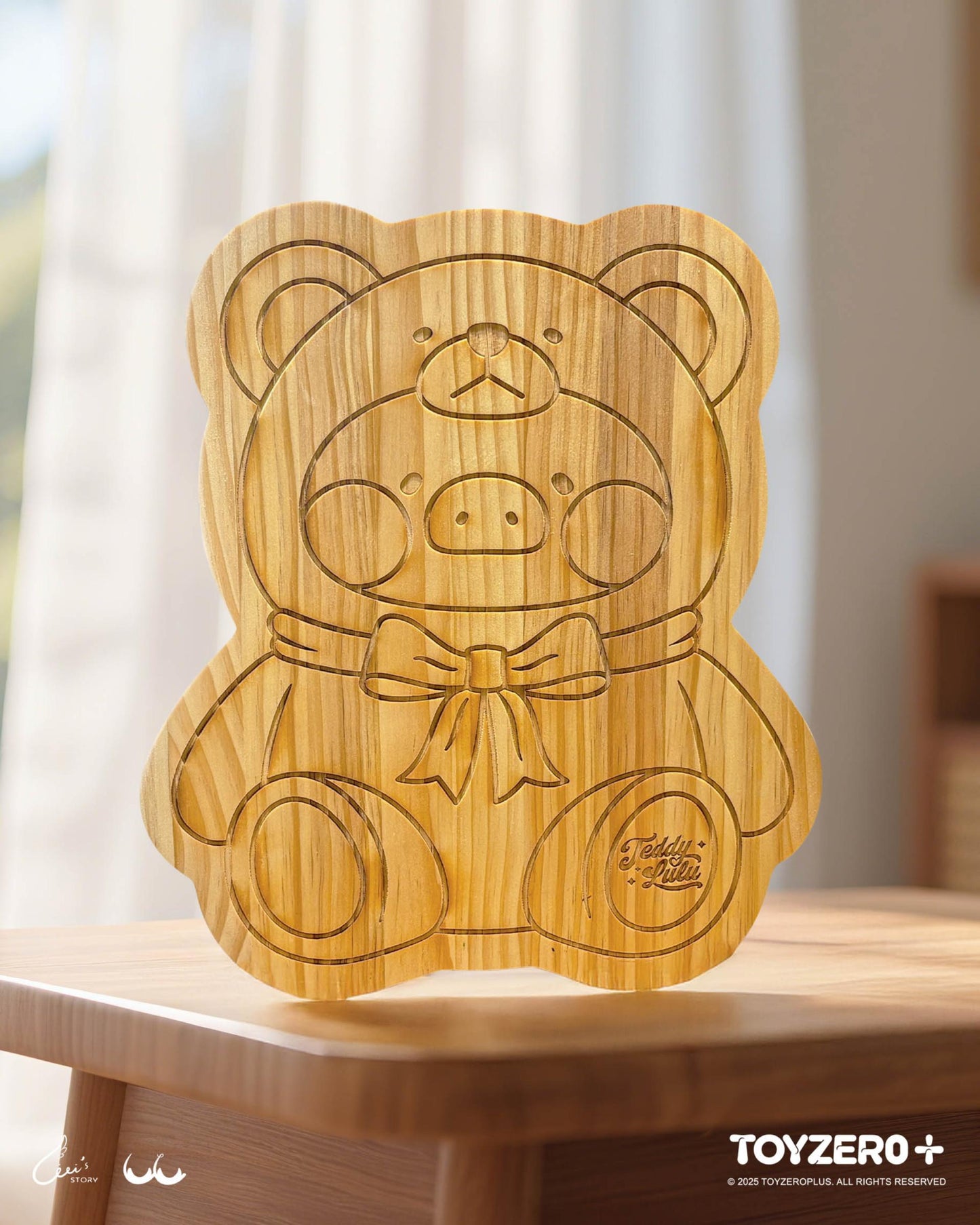 LuLu the Piggy - Teddy Mini Wooden Display